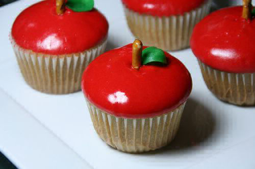 How to make Apple cupcakes 