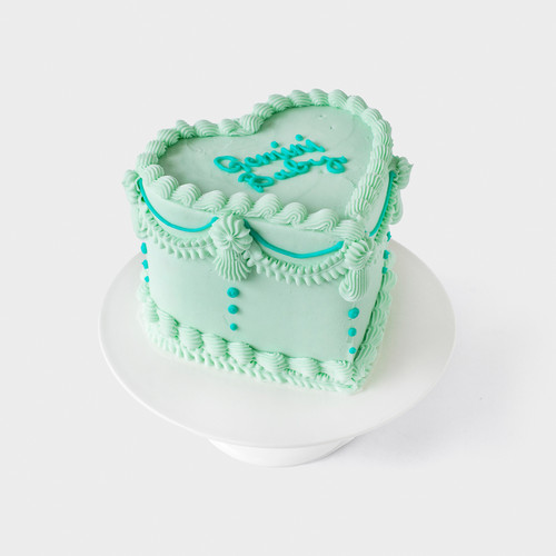 SusieBlue Vintage Heart Cake view 2