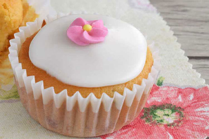How to make Apricot cupcakes 