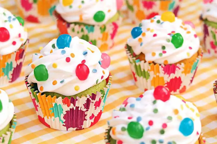 Cupcake for kids, Colors